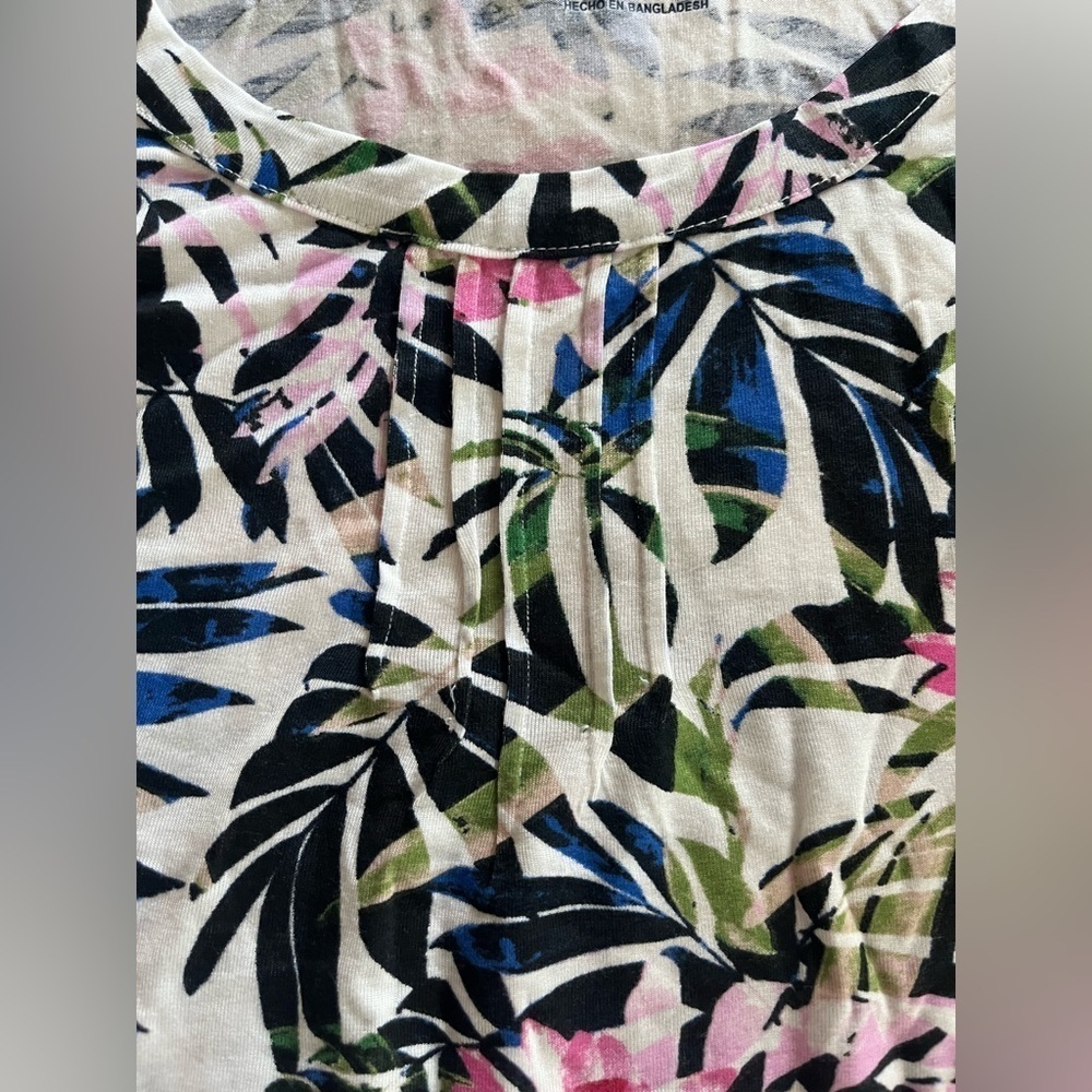 New! Caribbean Joe Floral Print Women's Top Size Medium - Picture 12 of 15